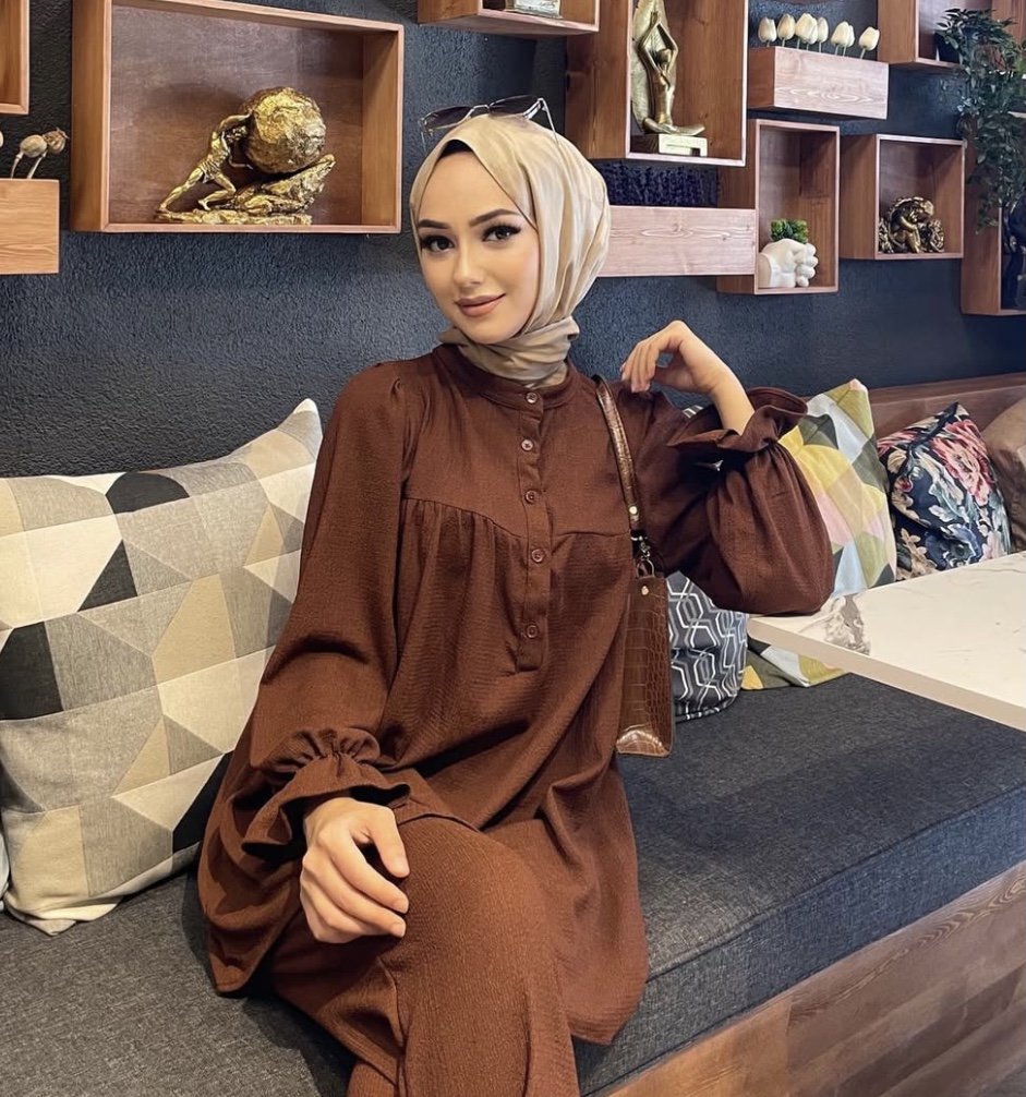 Evren Güzel Gülüşlü Partner Bayan Escort Zuhal