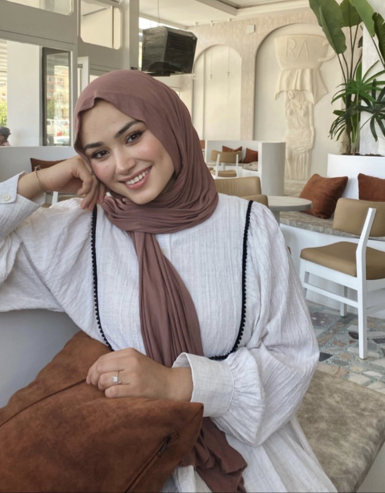 Eleşkirt Kadın Gibi Kadın Bayan Escort Dicle
