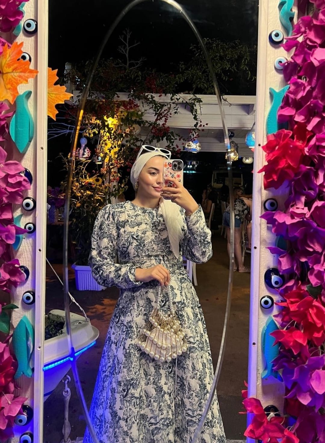 Karakeçili Ucuz Bayan Bayan Escort Çilek