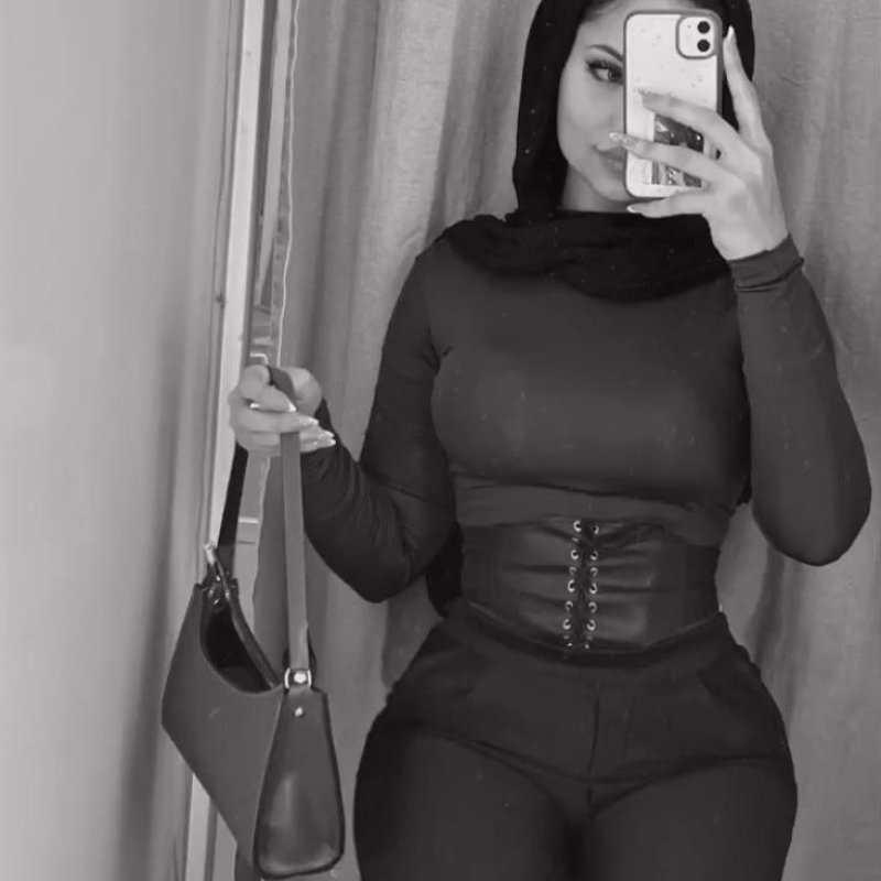 Meşrutiyet Bayan Escort Mina