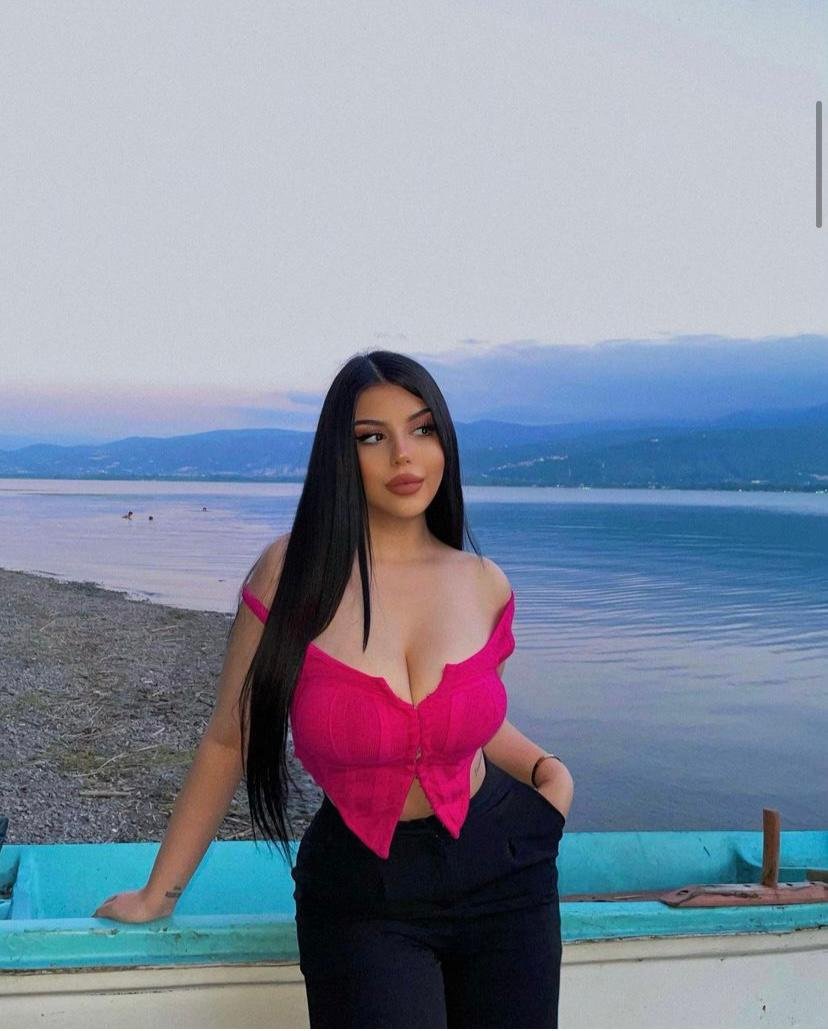 Mahmutpaşa Partner Bayan Escort Bayan Ayça