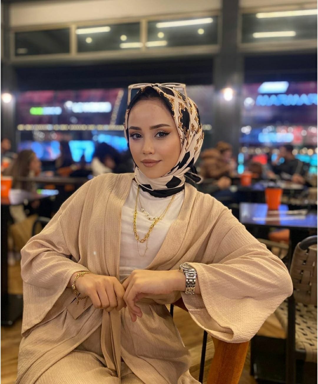 Derik Efsanevi Kadın Escort Hacer