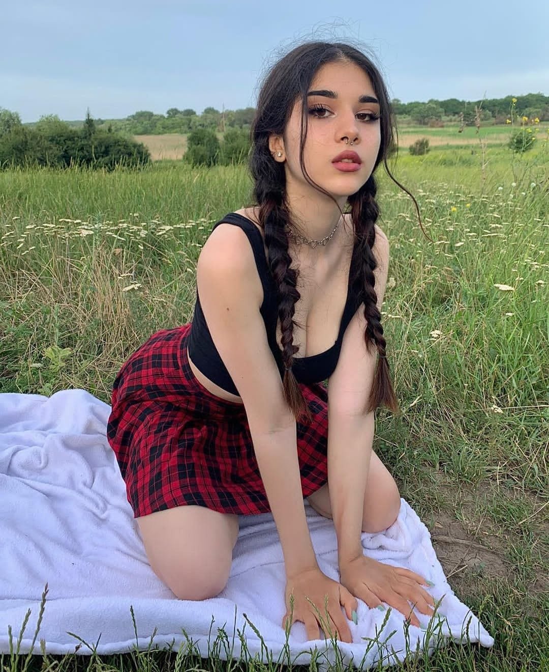 Ula Yabancı Escort Arzu
