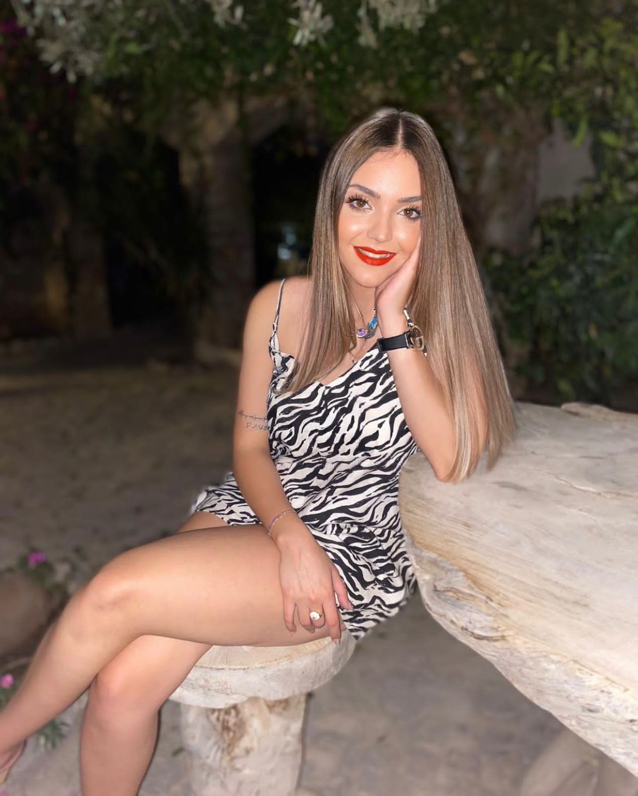 Gaziosmanpaşa Sadık Kadın Escort Bayan Nazım