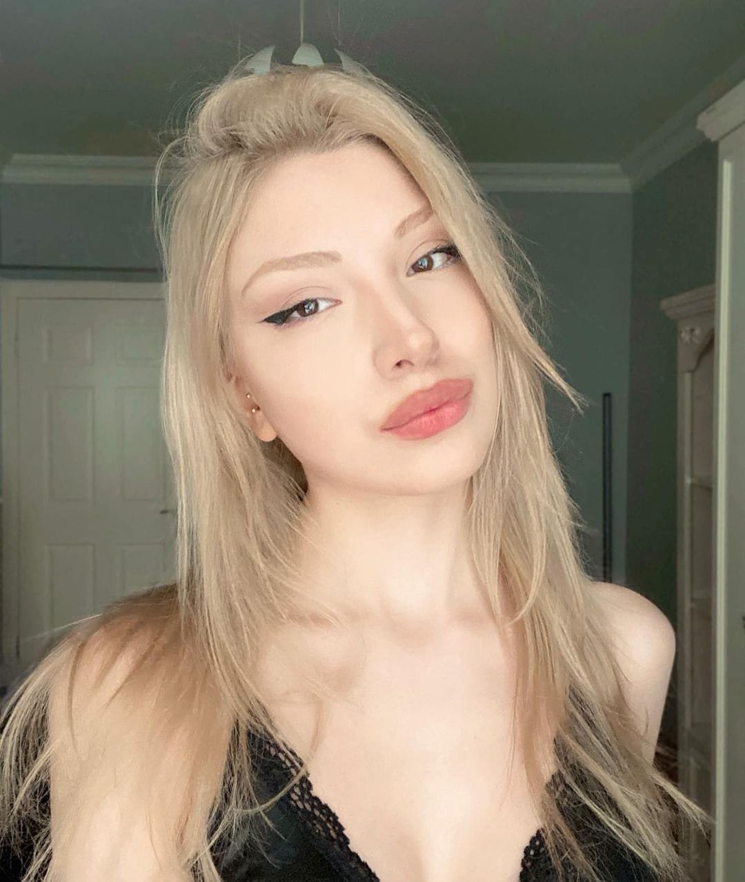 Kumkapı Özellik Dolu Kadın Bayan Escort Zümra